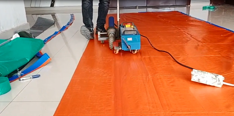 篷布焊接機(jī)