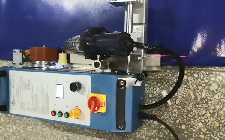 快速門(mén)焊接機(jī)